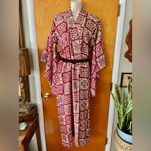 Vintage 1960’s Japanese Kimono Robe Duster Brick Red Ornate Tile Design